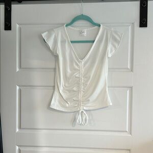 Livi White Ruched V-Neck Tee